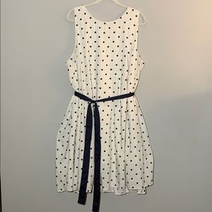 : Modern polka-dot dress! :